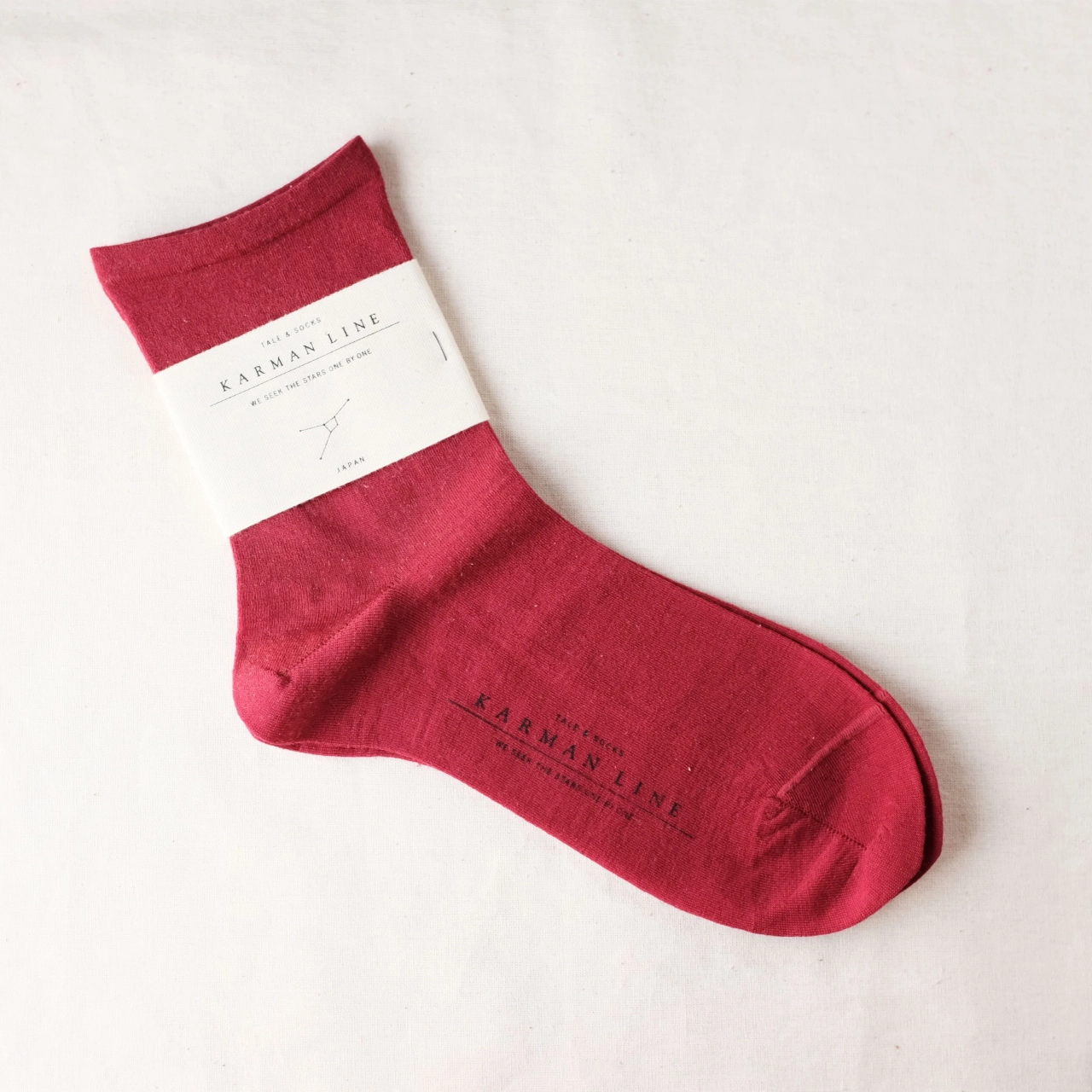 CANCER -red- 蟹座の靴下 23-25cm / KARMAN LINE（カーマンライン）