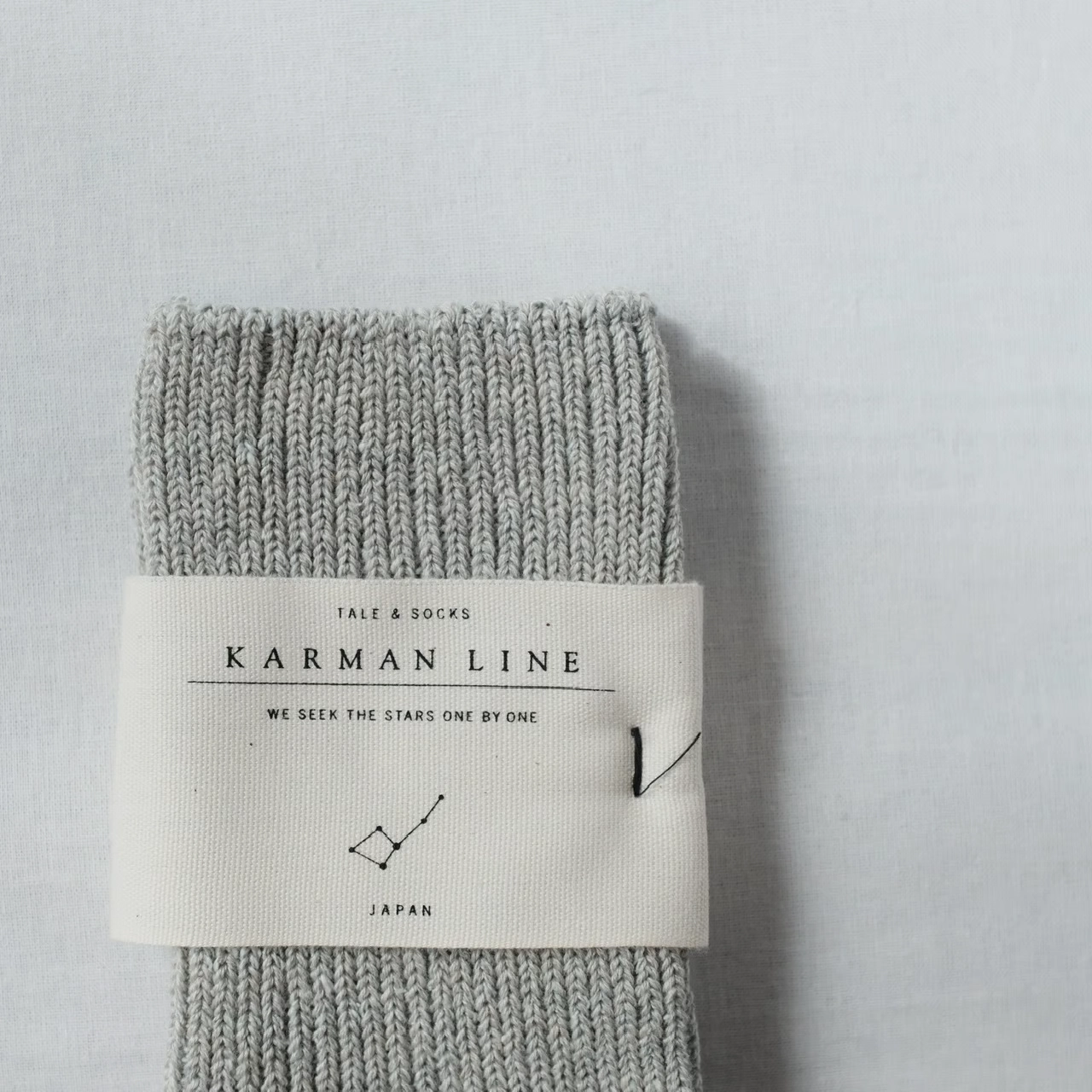 NORMA -moon gray- 定規座の靴下 23-25㎝ / KARMAN LINE（カーマンライン）